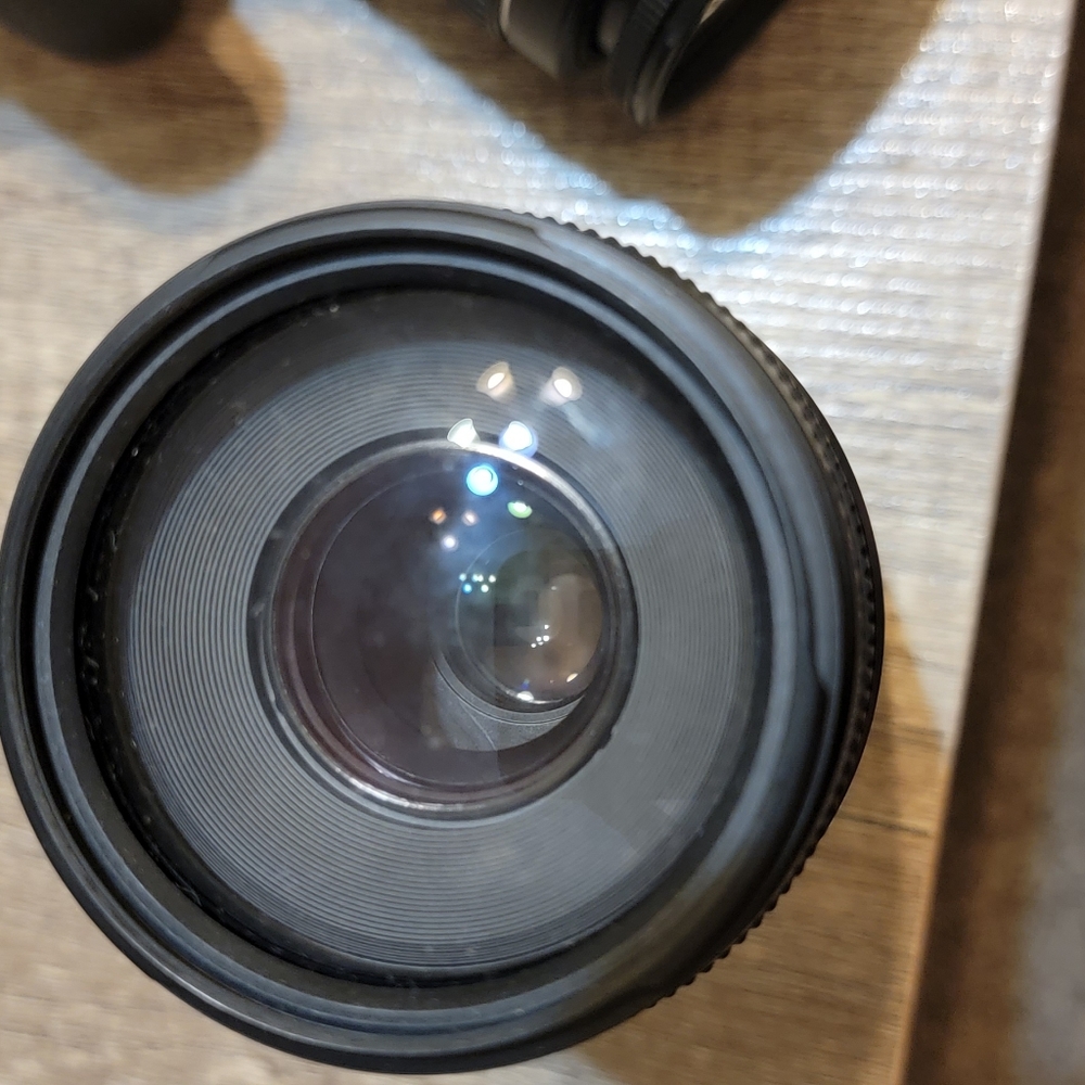 Canon EOS Rebel T5 - Picture 4 of 11